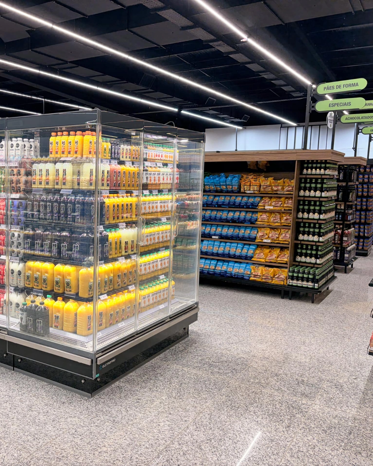 Implantação comercial em supermercado